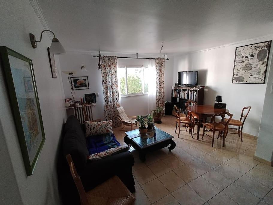 Appartement Agreable Pres De La Mer ! Toulon Luaran gambar